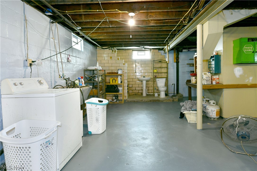 2935 N River Road NE Warren OH 44483