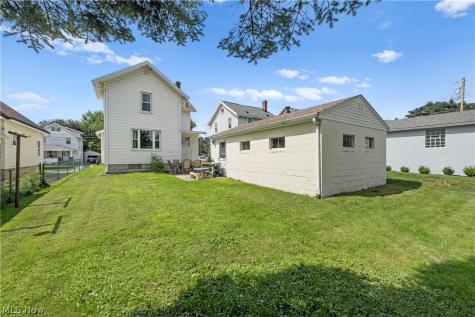 173 25th Street NW Barberton OH 44203