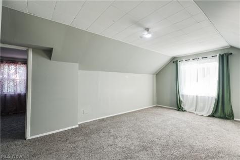 395 E 324th Street Willowick OH 44095