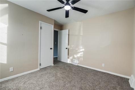 395 E 324th Street Willowick OH 44095