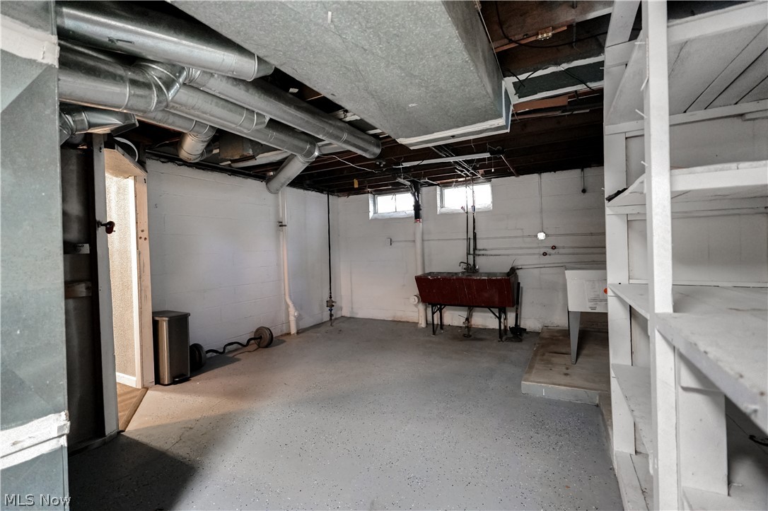 395 E 324th Street Willowick OH 44095