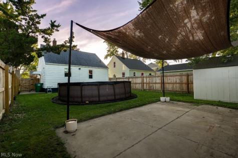 395 E 324th Street Willowick OH 44095