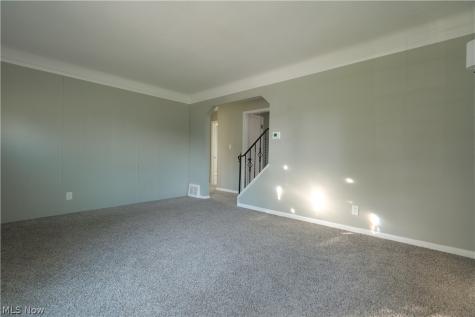 395 E 324th Street Willowick OH 44095