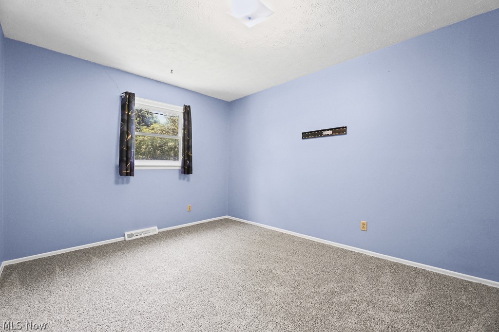 6000 Oakhill Avenue NE Alliance OH 44601