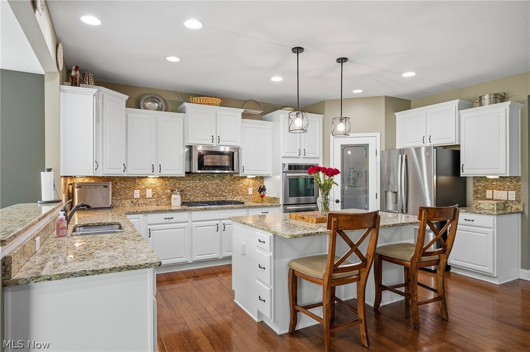 7695 Cottonwood Trail Chagrin Falls OH 44023