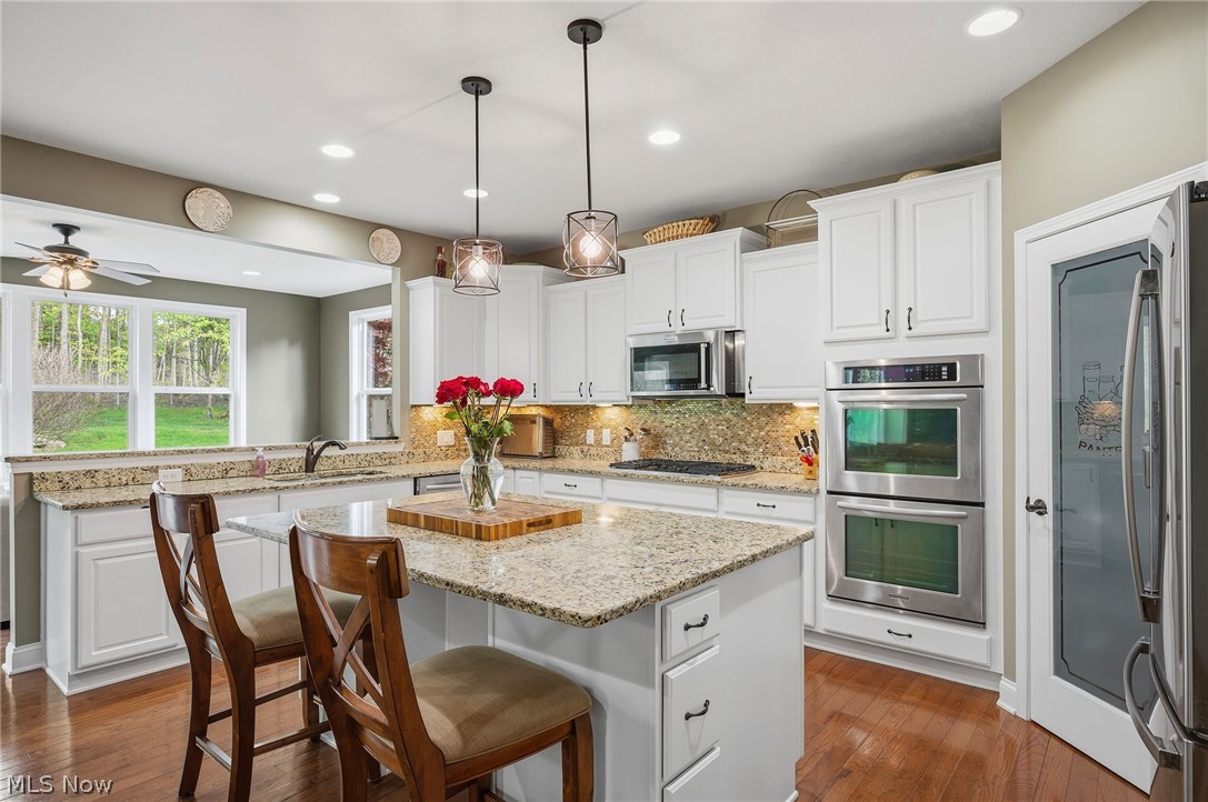 7695 Cottonwood Trail Chagrin Falls OH 44023