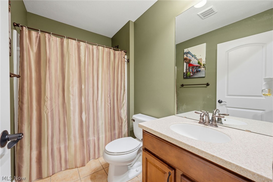 7695 Cottonwood Trail Chagrin Falls OH 44023