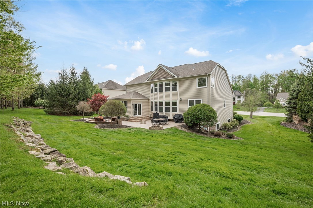 7695 Cottonwood Trail Chagrin Falls OH 44023