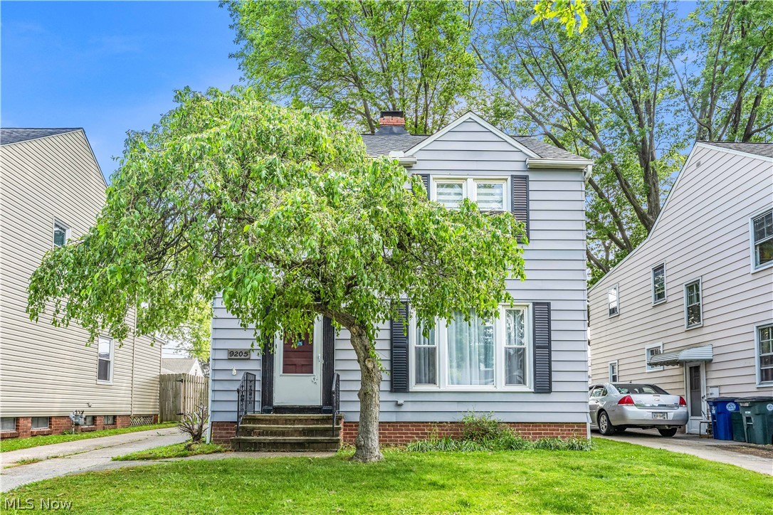 9205 Beech Avenue Brooklyn OH 44144