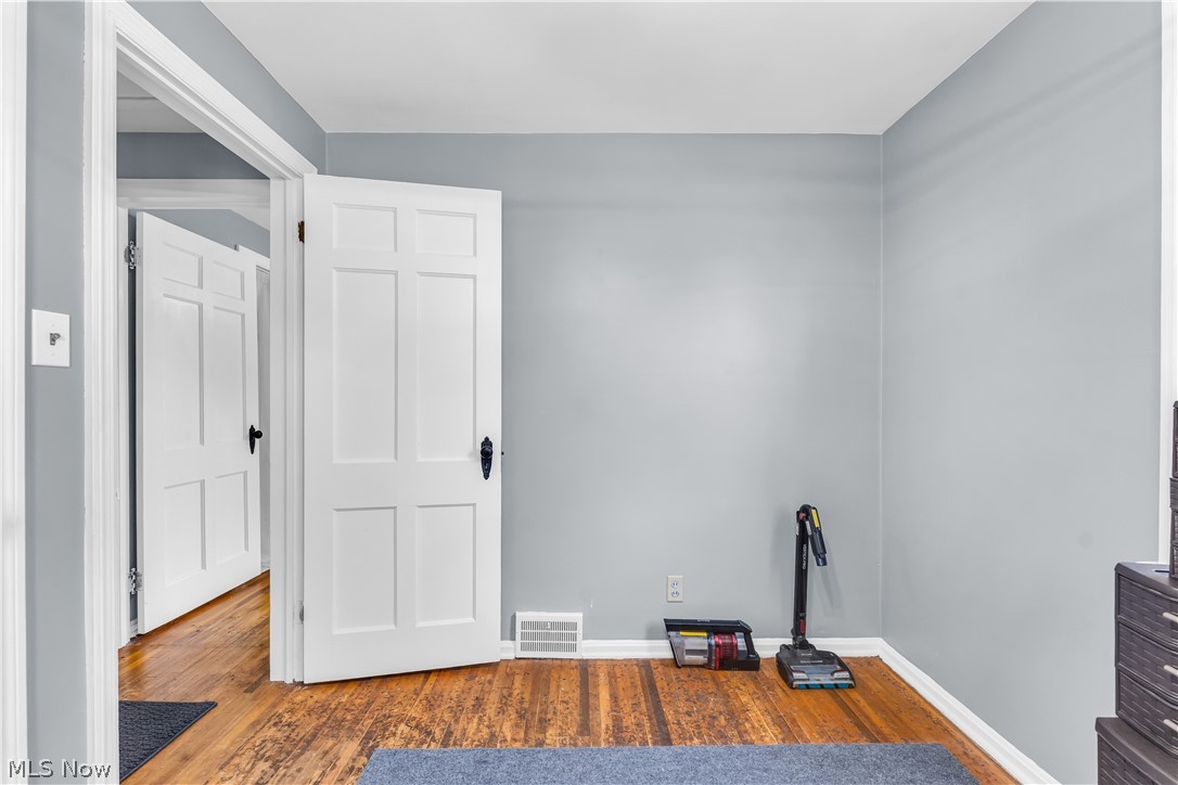 9205 Beech Avenue Brooklyn OH 44144