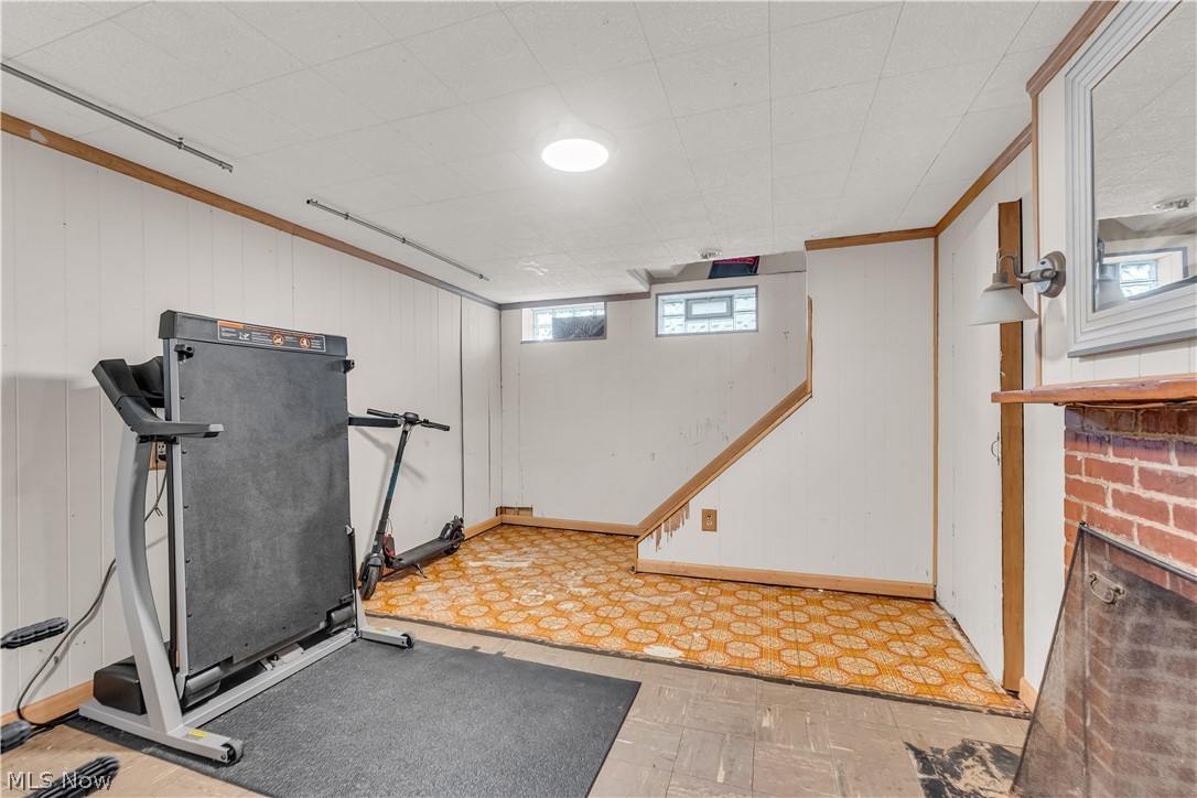 9205 Beech Avenue Brooklyn OH 44144
