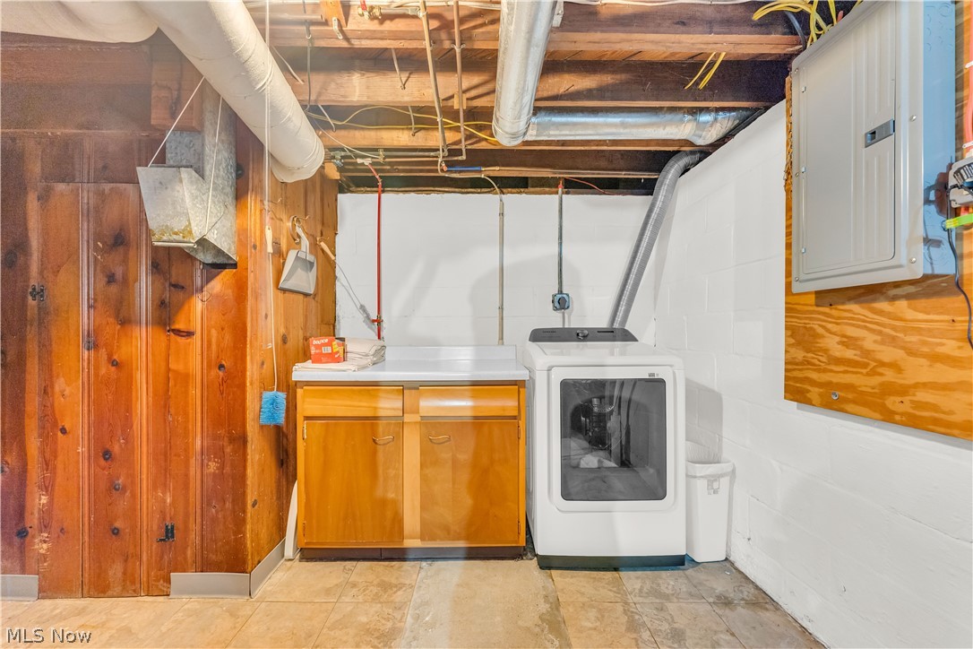 9205 Beech Avenue Brooklyn OH 44144