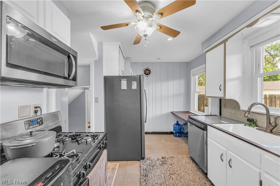 9205 Beech Avenue Brooklyn OH 44144