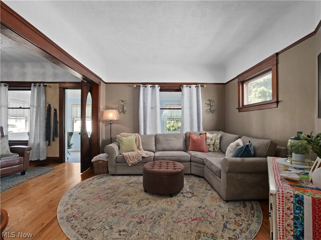 1639 Rosewood Avenue Lakewood OH 44107