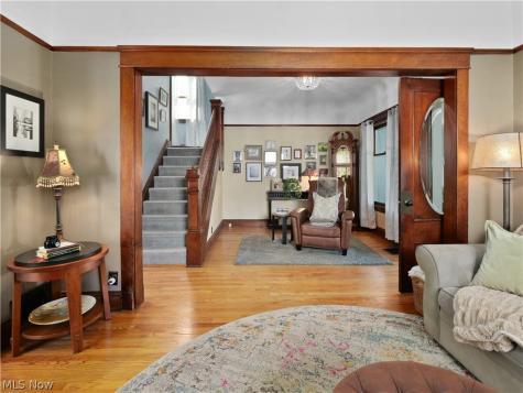 1639 Rosewood Avenue Lakewood OH 44107