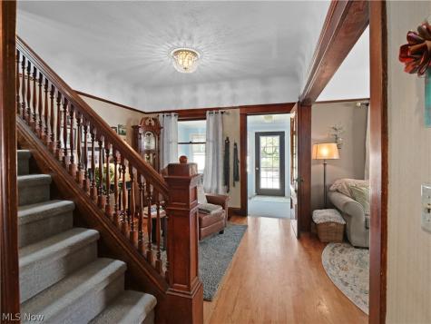 1639 Rosewood Avenue Lakewood OH 44107