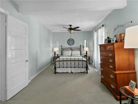 1639 Rosewood Avenue Lakewood OH 44107