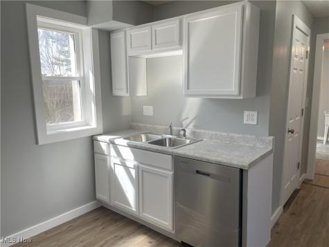 4704 W 150th Street Cleveland OH 44135