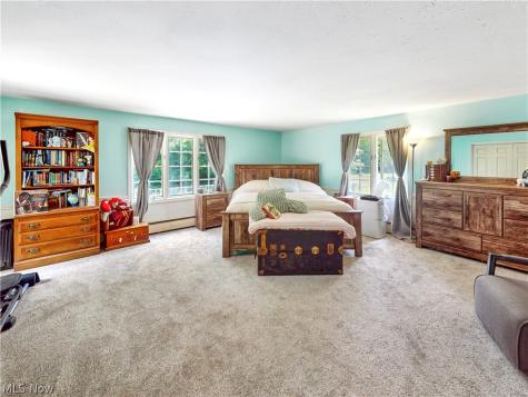 173 Brentview Drive Grafton OH 44044