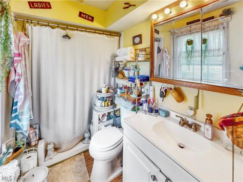 173 Brentview Drive Grafton OH 44044