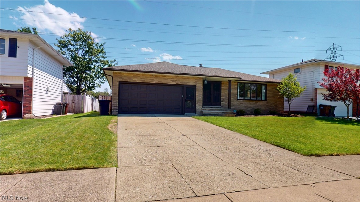 2221 Coventry Drive Parma OH 44134