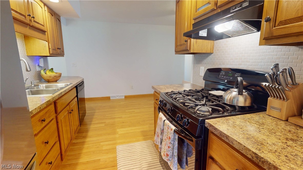 2221 Coventry Drive Parma OH 44134