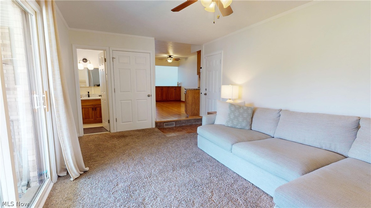 2221 Coventry Drive Parma OH 44134