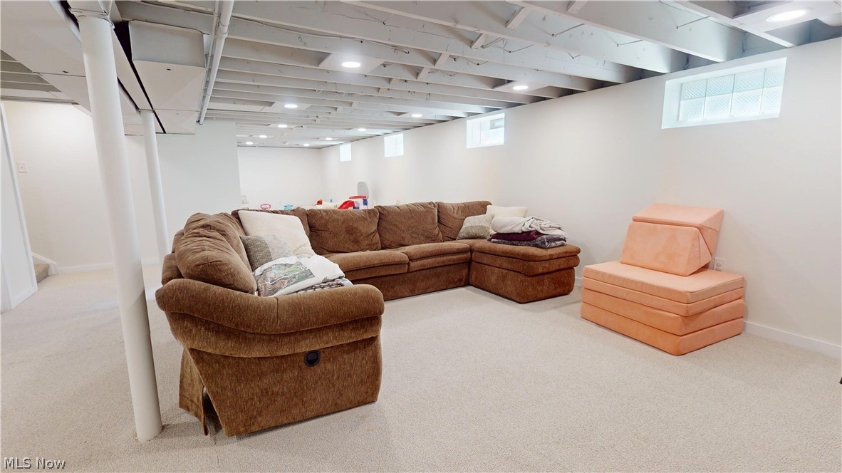 2221 Coventry Drive Parma OH 44134