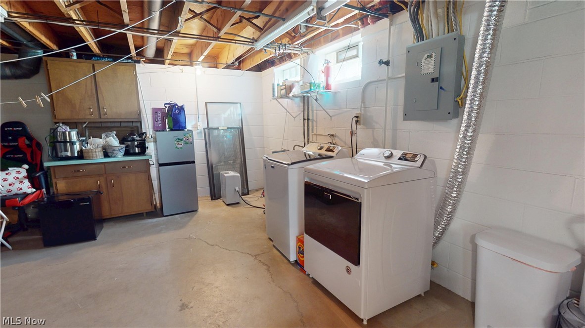 2221 Coventry Drive Parma OH 44134