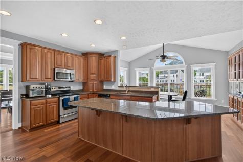 9328 Buttercup Court North Ridgeville OH 44039