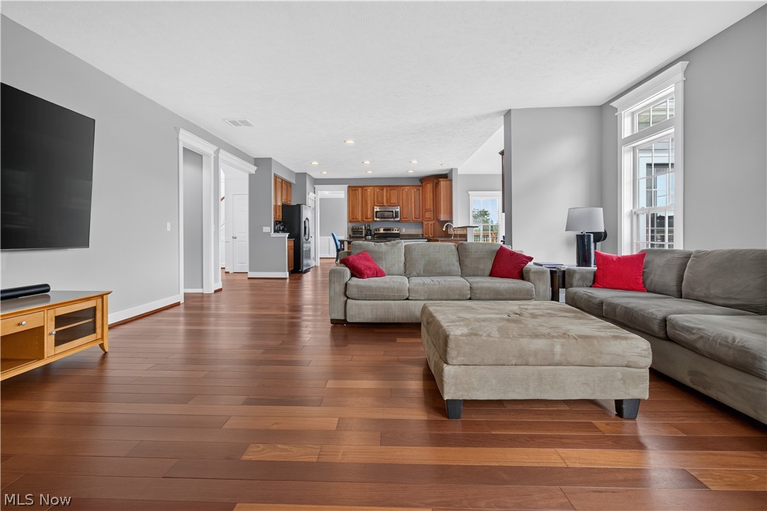 9328 Buttercup Court North Ridgeville OH 44039