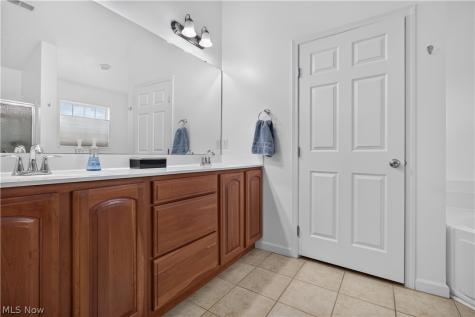 9328 Buttercup Court North Ridgeville OH 44039