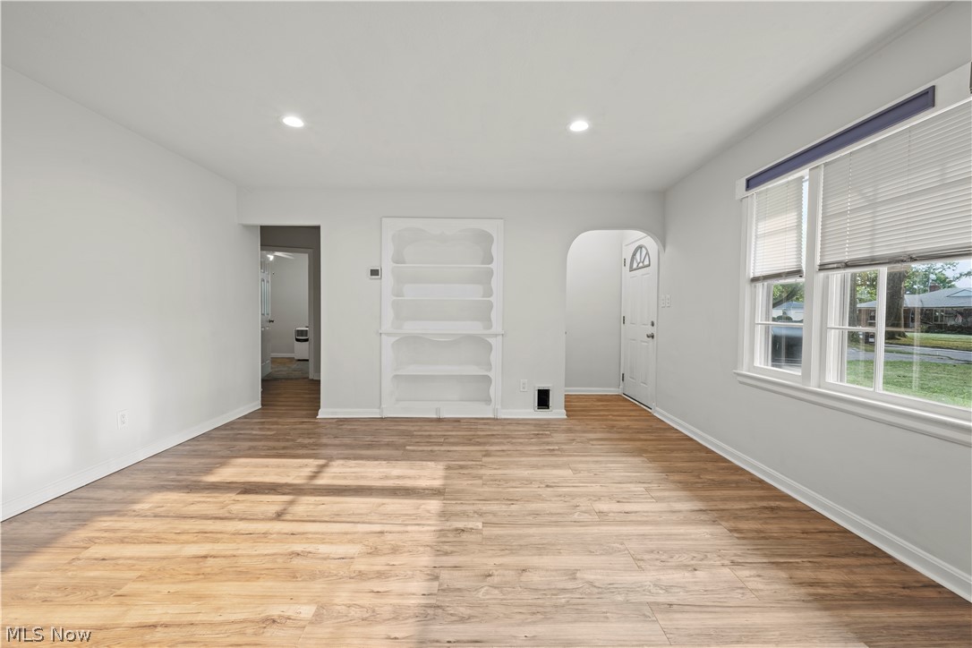 6869 Oakwood Road Parma Heights OH 44130