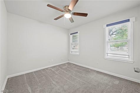6869 Oakwood Road Parma Heights OH 44130