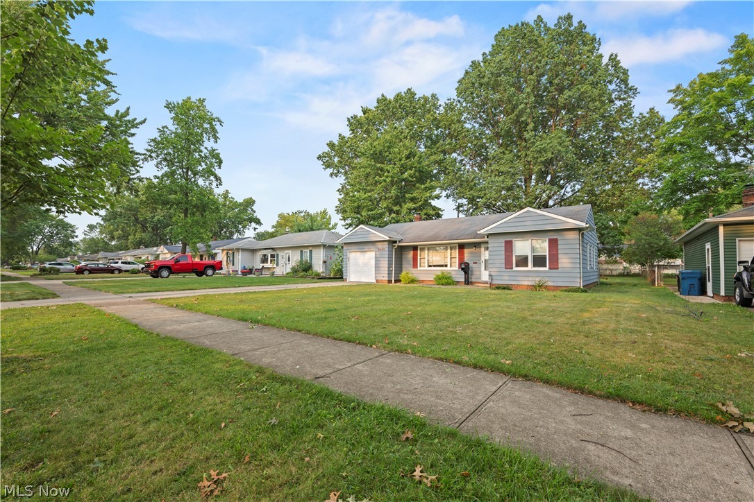 6869 Oakwood Road Parma Heights OH 44130