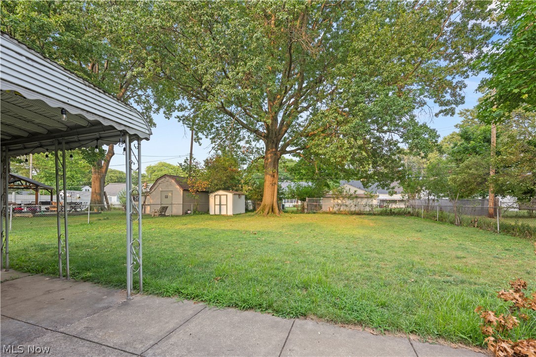 6869 Oakwood Road Parma Heights OH 44130