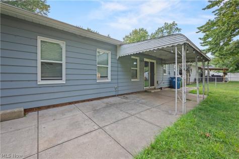 6869 Oakwood Road Parma Heights OH 44130