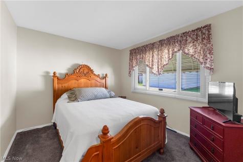 4456 W 57th Street Cleveland OH 44144