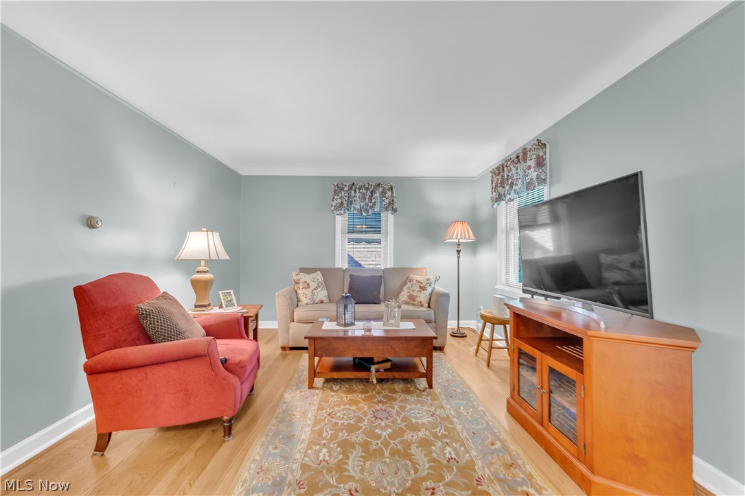 4456 W 57th Street Cleveland OH 44144