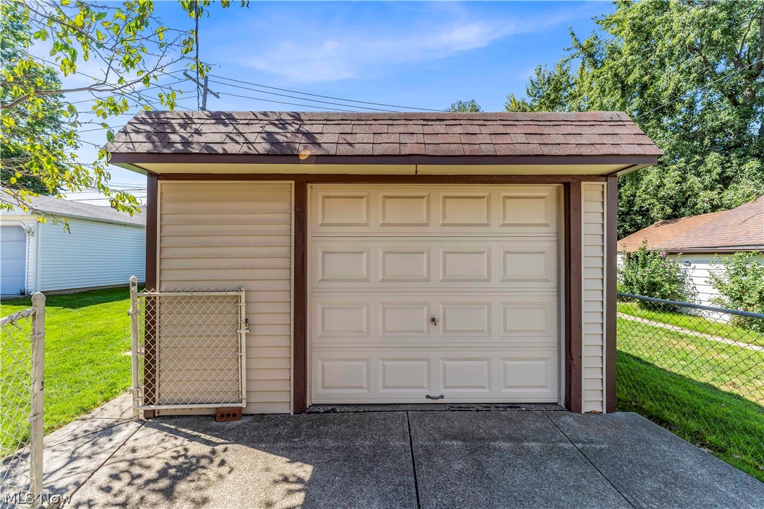4456 W 57th Street Cleveland OH 44144