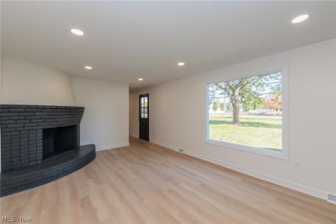 5009 Spaulding Court Lorain OH 44053