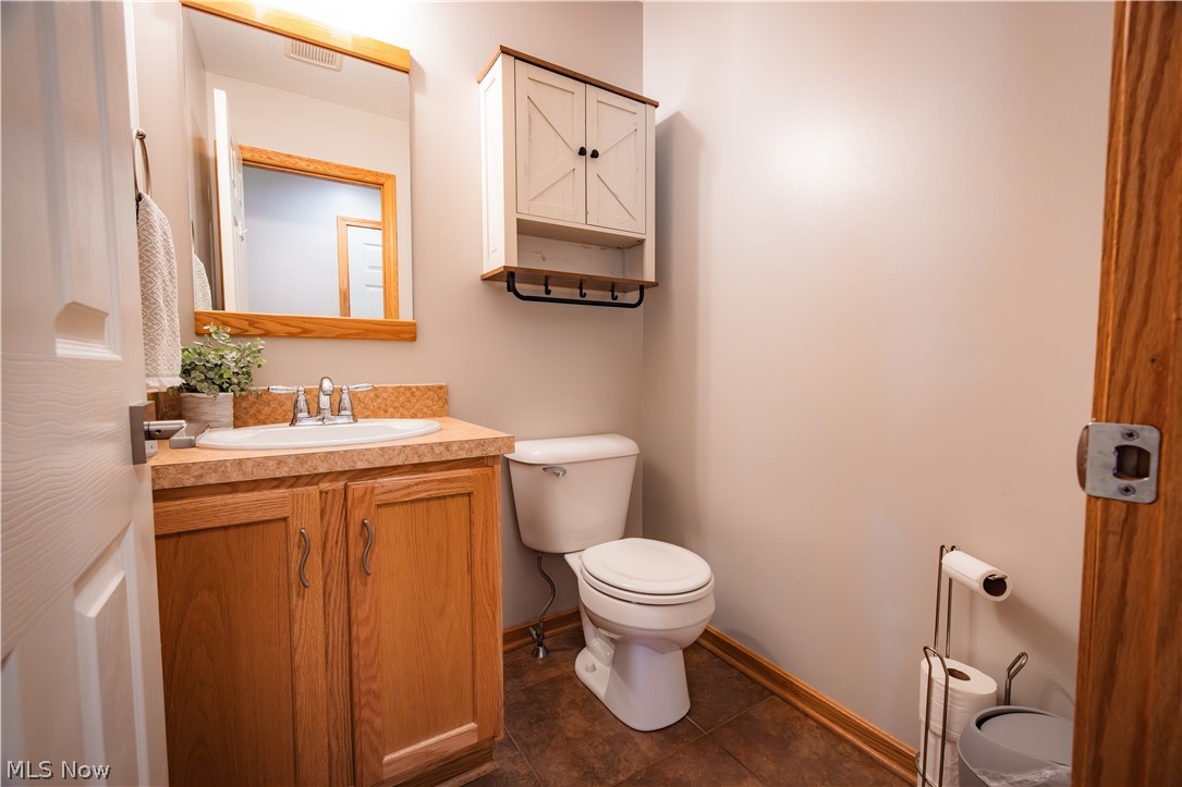 10465 Carrousel Woods Drive New Middletown OH 44442