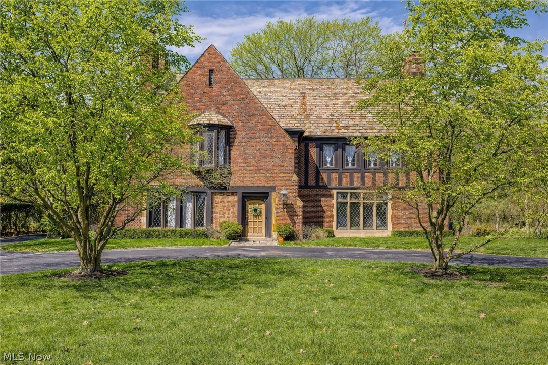 20849 Shaker Boulevard Shaker Heights OH 44122