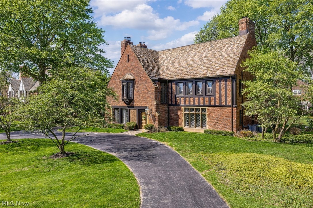 20849 Shaker Boulevard Shaker Heights OH 44122
