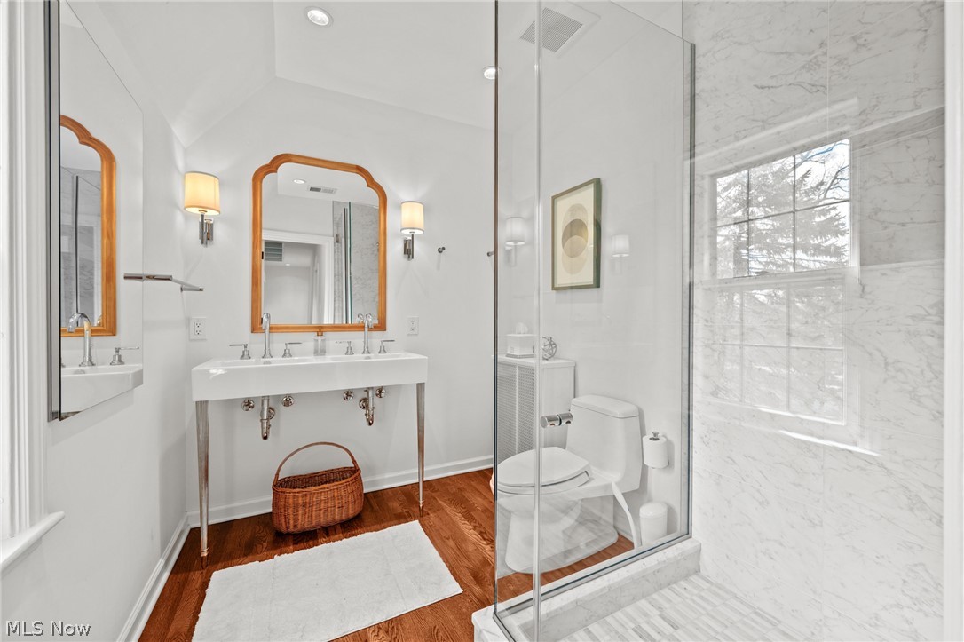 20849 Shaker Boulevard Shaker Heights OH 44122