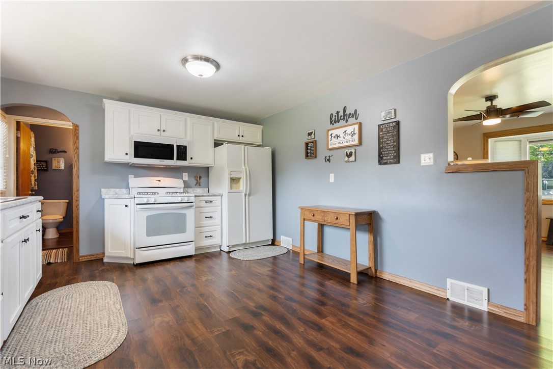 4260 Broadway Avenue NE Louisville OH 44641