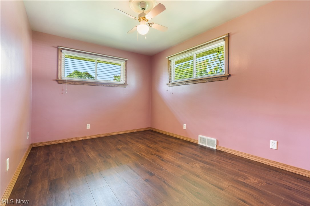 4260 Broadway Avenue NE Louisville OH 44641