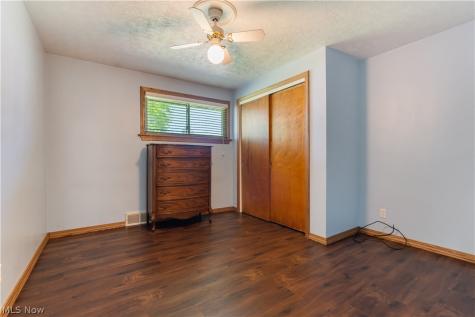 4260 Broadway Avenue NE Louisville OH 44641