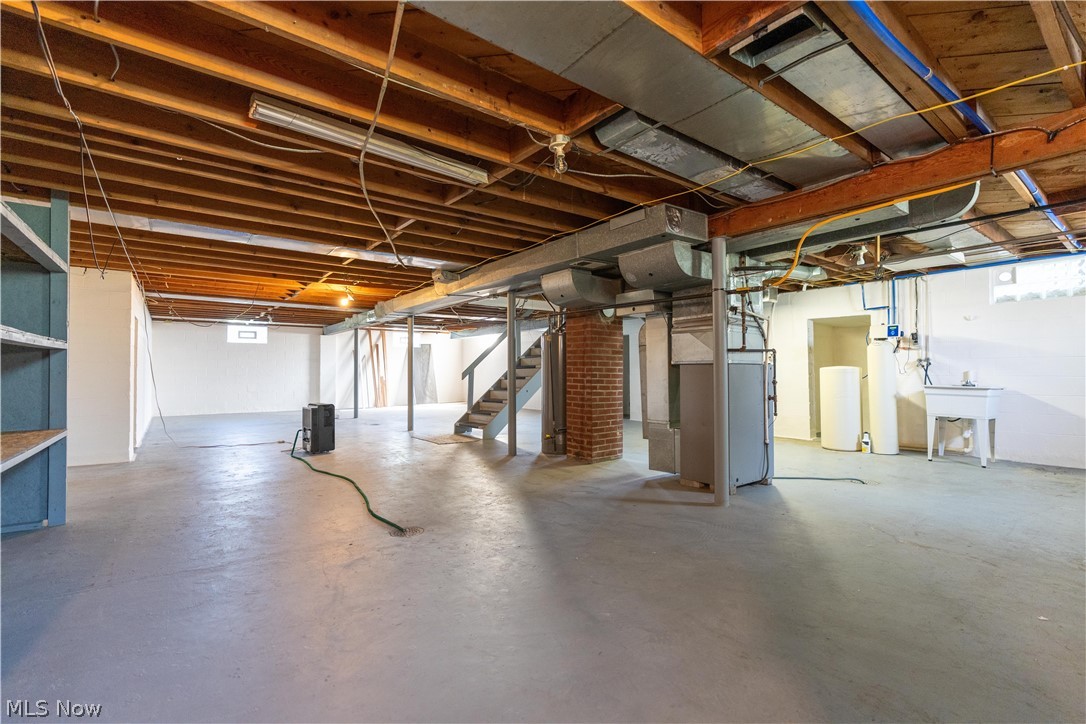 4260 Broadway Avenue NE Louisville OH 44641
