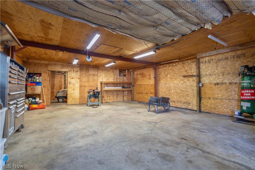 4260 Broadway Avenue NE Louisville OH 44641